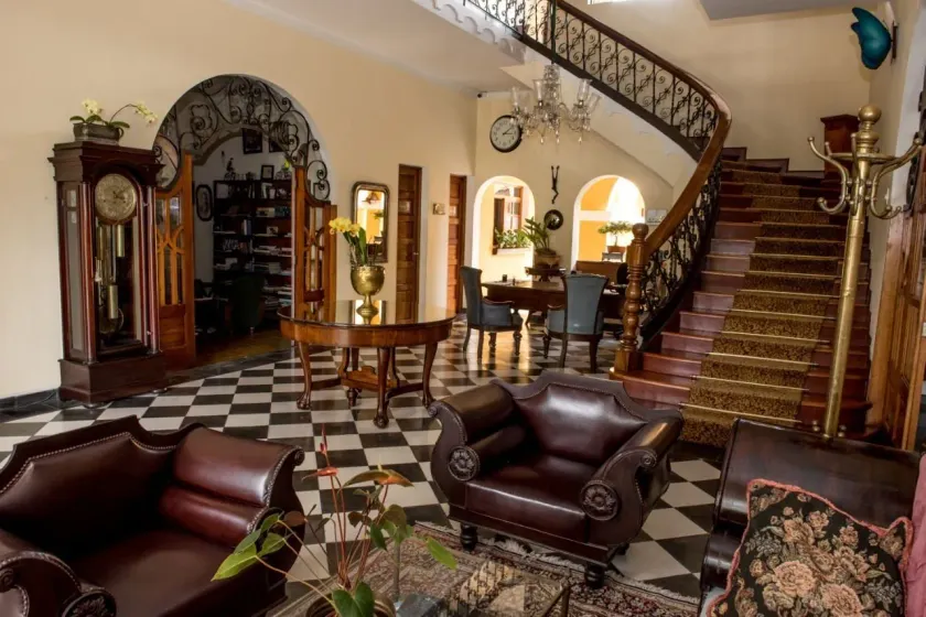Hotel Don Alfonso - Image 1