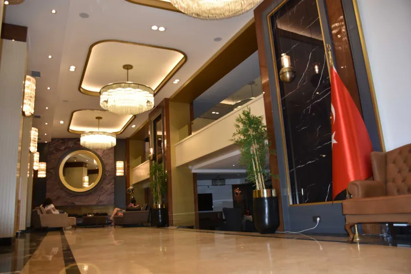 UK ANKARA Hotel - Image 1