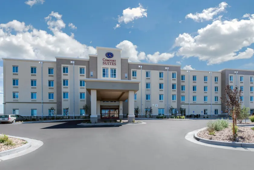 Comfort Suites Denver International Airport - Image 1