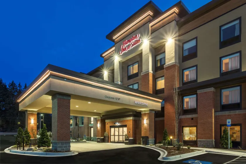 Hampton Inn & Suites-Seattle Woodinville WA - Image 1