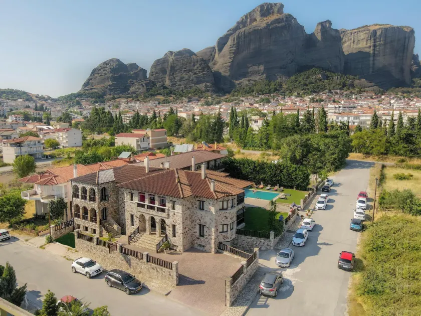 Monastiri Guesthouse - Image 1
