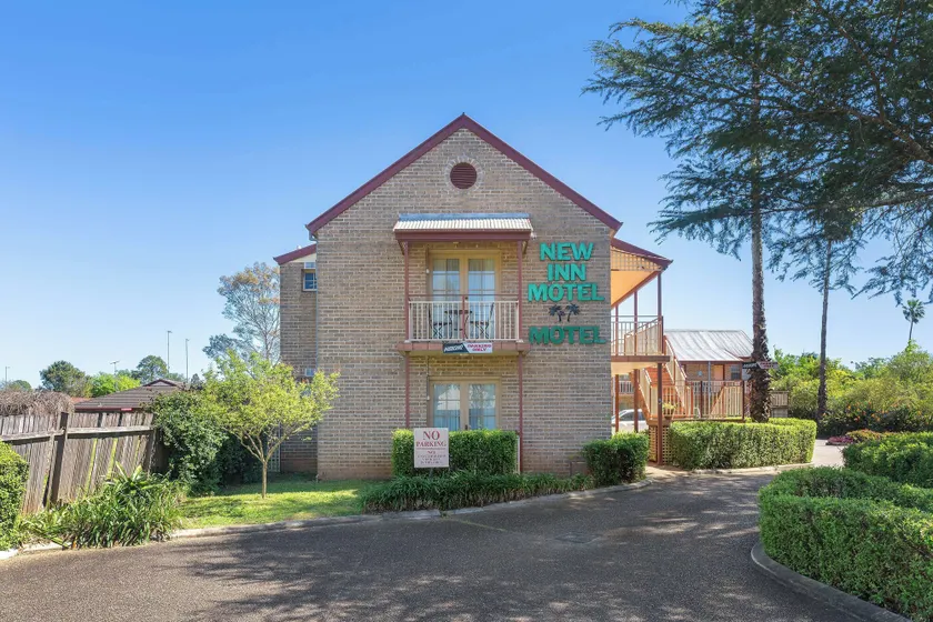 SureStay Hotel by Best Western, New Inn Richmond - Image 1