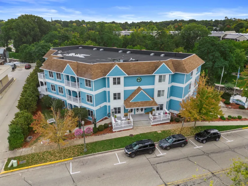 Mill Creek Hotel - Image 1