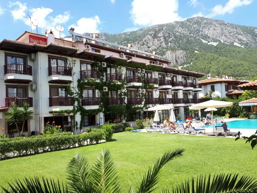 Hamle Hotel - Image 1