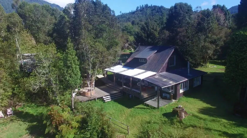 Mareas Ralun Lodge - Image 1
