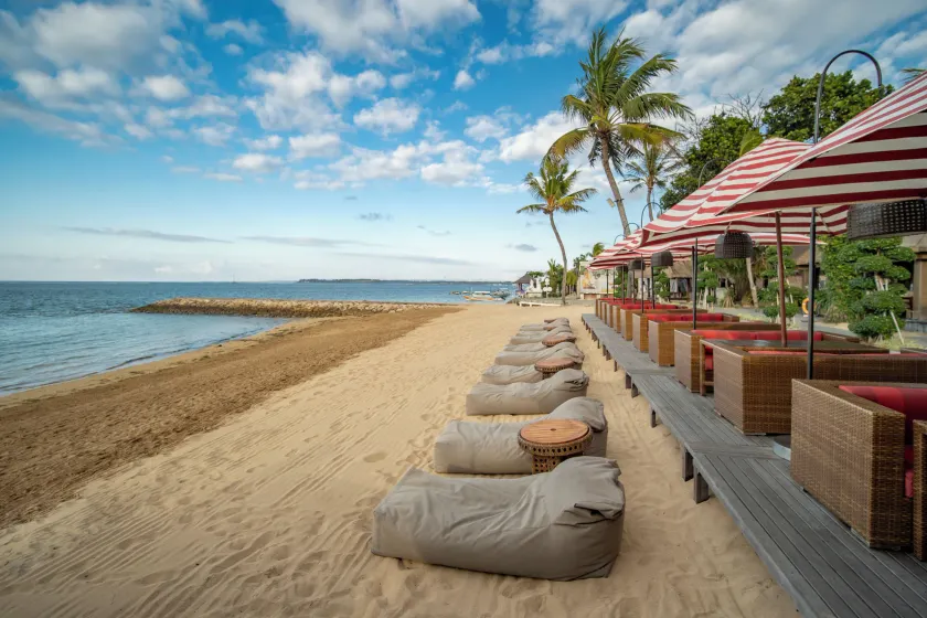 Puri Santrian Beach Resort And Spa - Image 1