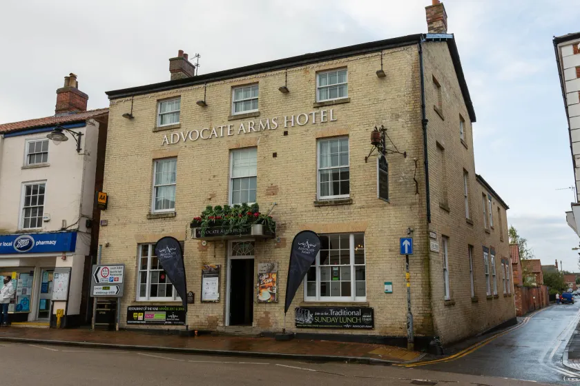 Advocate Arms - Image 1