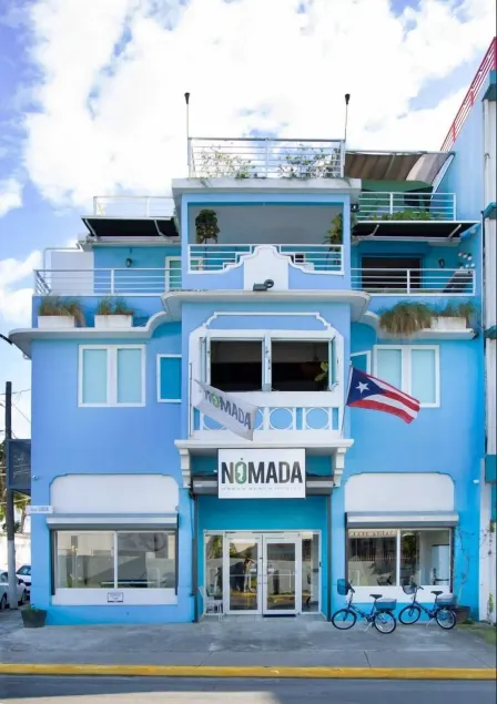 Nomada Urban Beach Hostel- Calle Loiza - Image 1