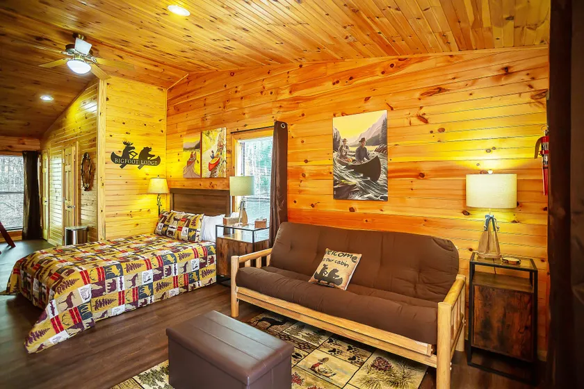 Bigfoot Lodge Room Four - Image 1