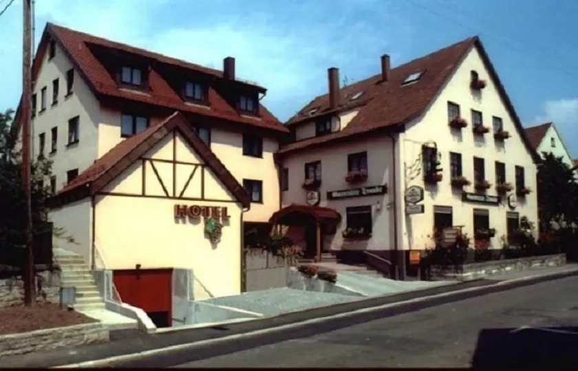 Hotel Neue Traube - Image 1