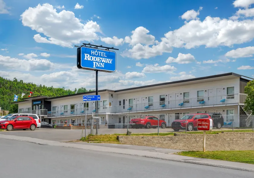 Rodeway Inn - Image 1