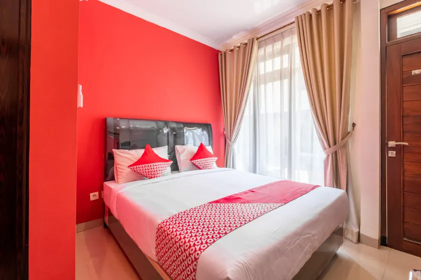 OYO Collection O 1032 Rahayu Residence Syariah - Image 1