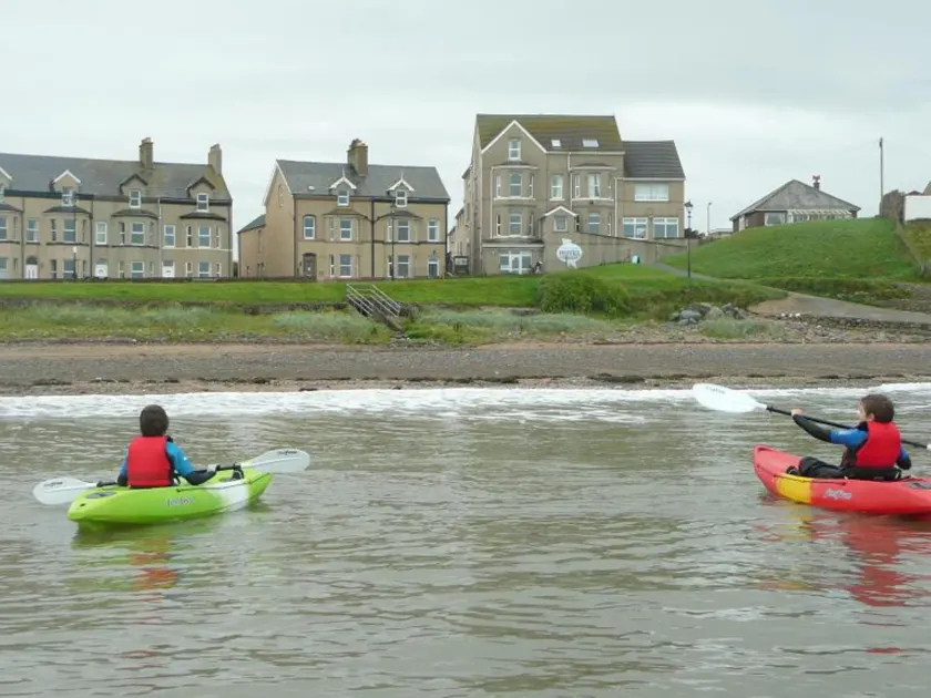 Bailey Ground Hotel - Image 1