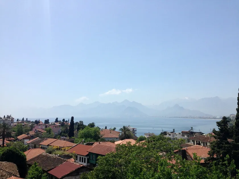 Sunrise Hotel - Image 1