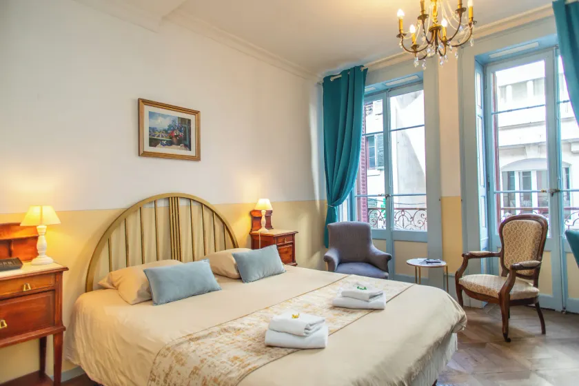 Hôtel Continental, Évian-les-Bains - Image 1
