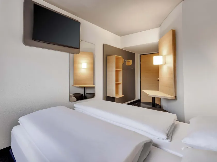 B&B HOTEL Bremen-Süd - Image 1
