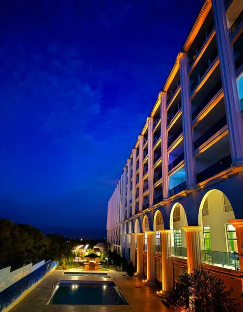 VALİDE SULTAN TERMAL OTEL - Image 1
