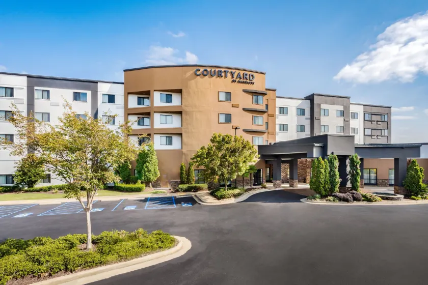 Courtyard by Marriott Columbus Phenix City - Image 1