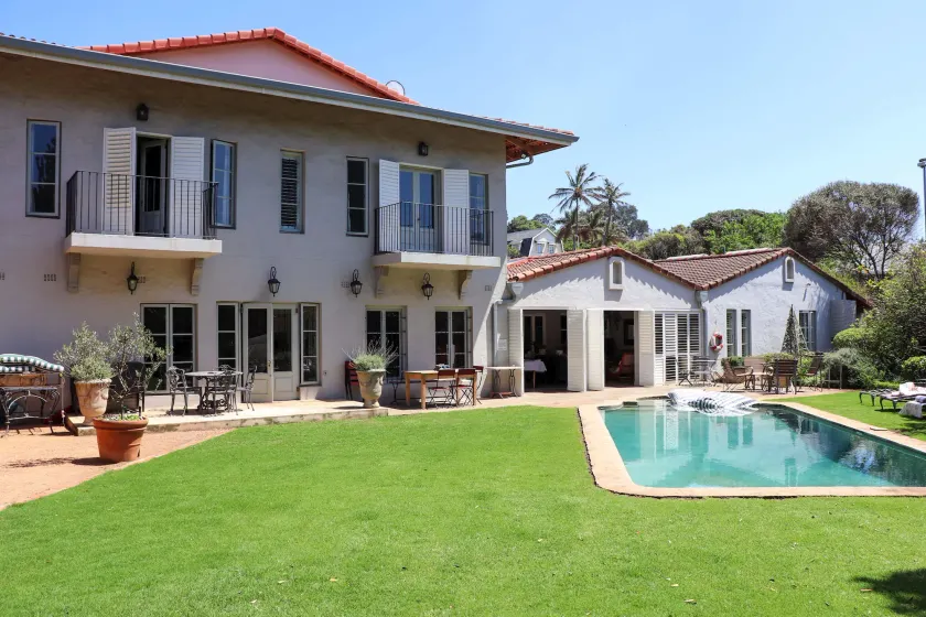 Maison H Guest House - Image 1