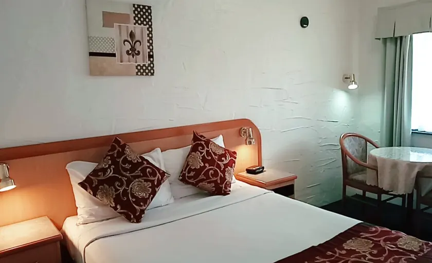 Espana Motel - Image 1