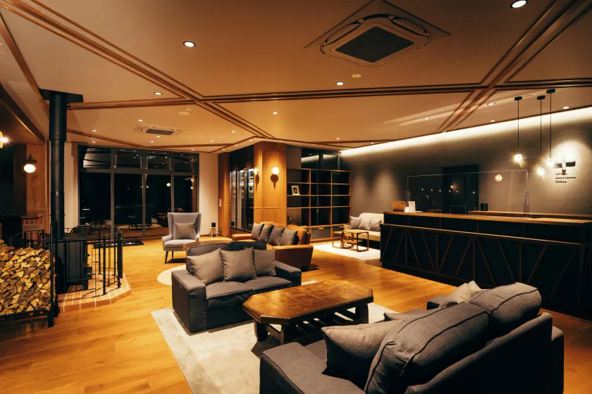 HOTEL KARUIZAWA CROSS - Image 1