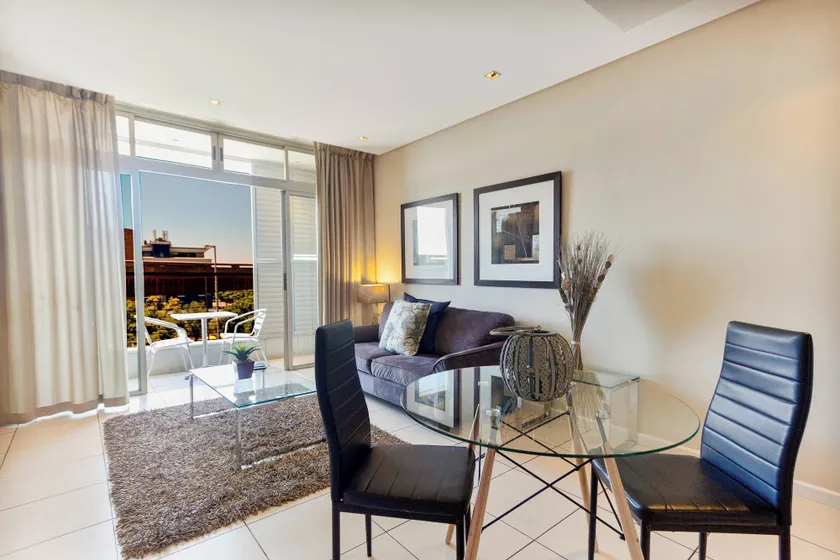 De Waterkant Studio Apartment, fully furnished and equipped - Image 1