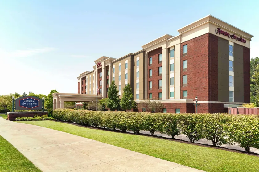 Hampton Inn & Suites Pittsburgh/Waterfront-West Homestead - Image 1
