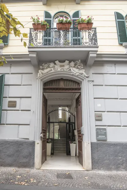 Vomero House - Image 1
