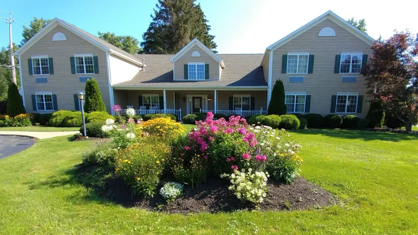 The Inn At Houghton Creek - Image 1