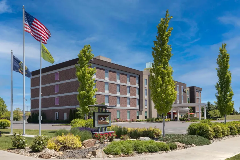 Home2 Suites by Hilton Idaho Falls - Image 1