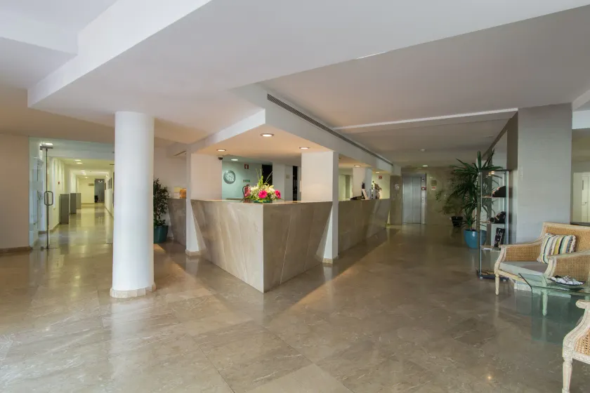 Hotel Quarteirasol - Entrée intérieure
