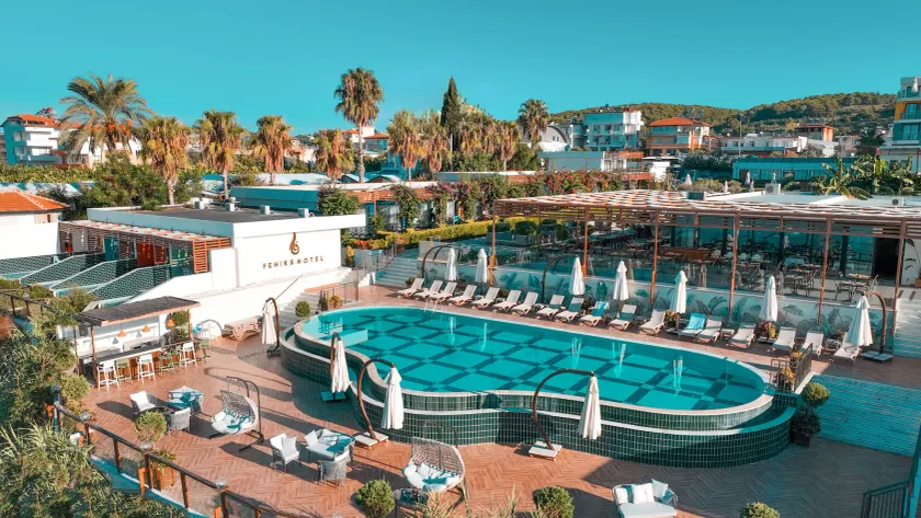 Feniks Hotel - Image 1