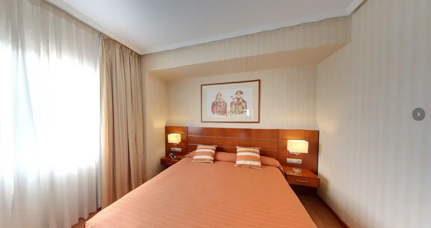 Hotel la Princesa - Image 1