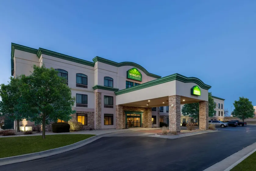 Wingate by Wyndham Gillette - Image 1
