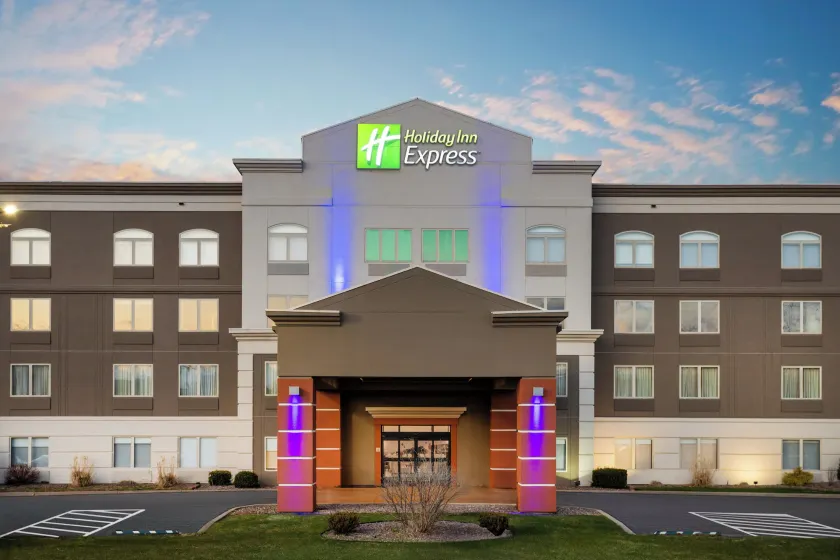Holiday Inn Express Syracuse-Fairgrounds by IHG - Image 1