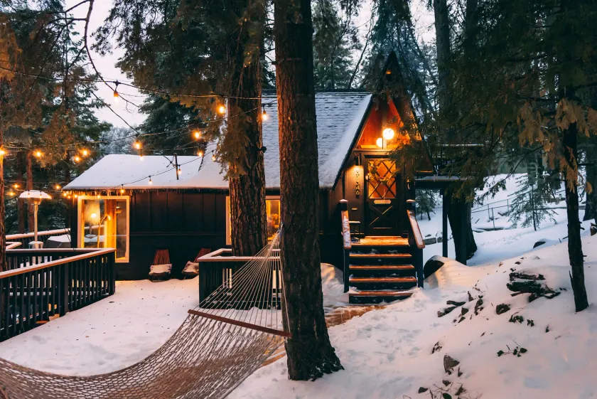 The Lightfoot Cabin Mid-Century Perfect Romantic Getaway Hot Tub|Sauna - Image 1