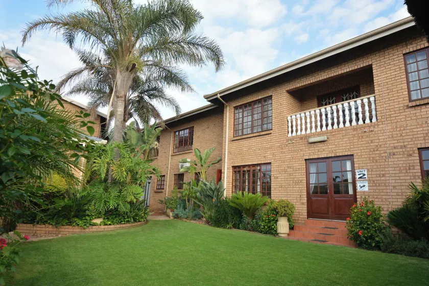 Kairos Home Guesthouse - Image 1