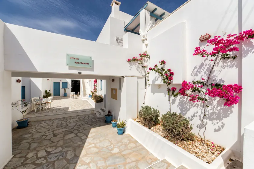 Fivos Apartments - Image 1