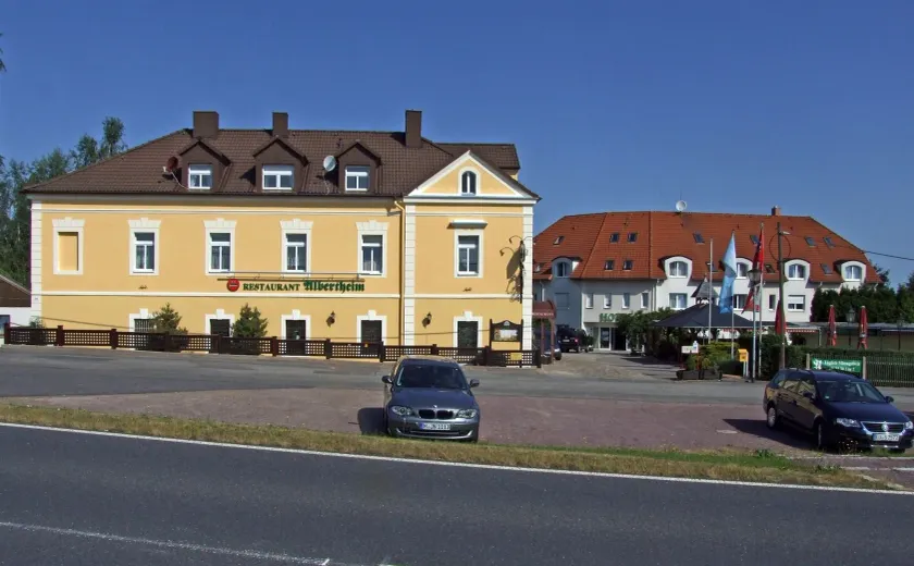 Hotel Pesterwitzer Siegel - Image 1