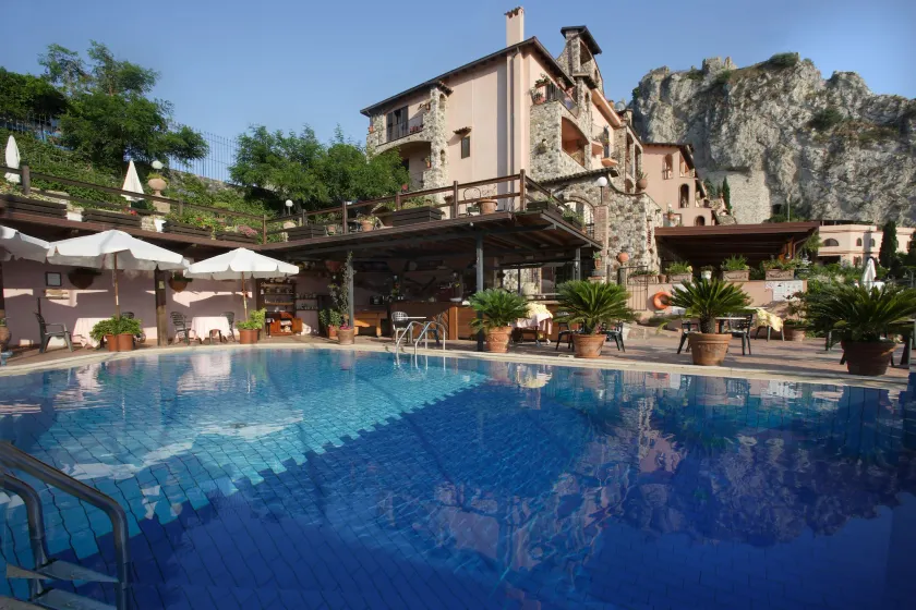 Hotel Villa Sonia - Image 1