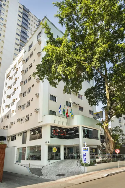 Centromar Hotel - Image 1