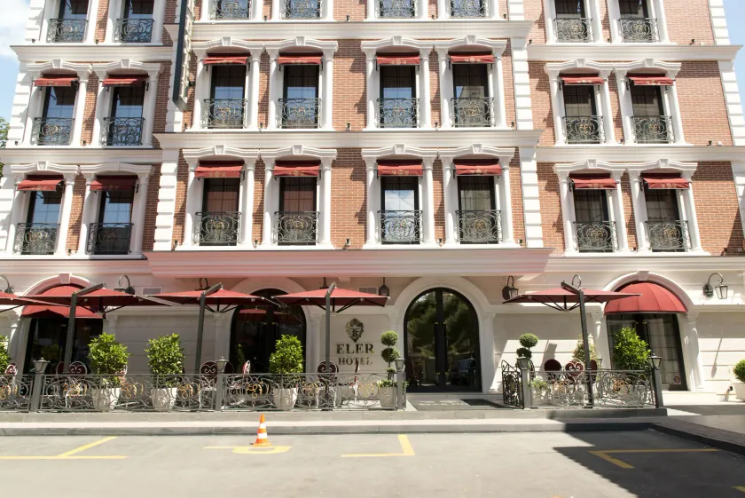 Eler Hotel - Image 1