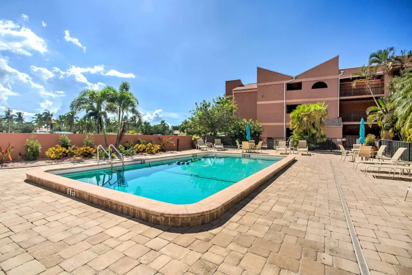 Resort-style Condo w/ Pool: 19 Miles to Fort Myers - Image 1