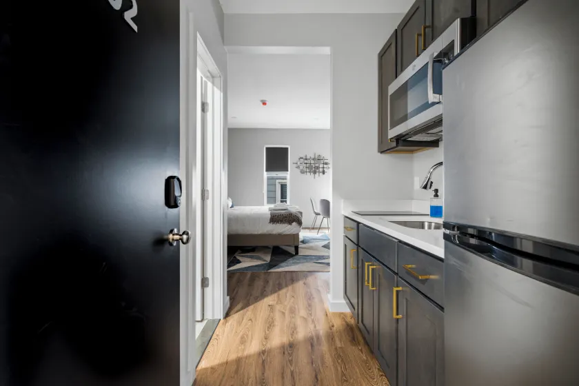 Columbus Suites - Image 1