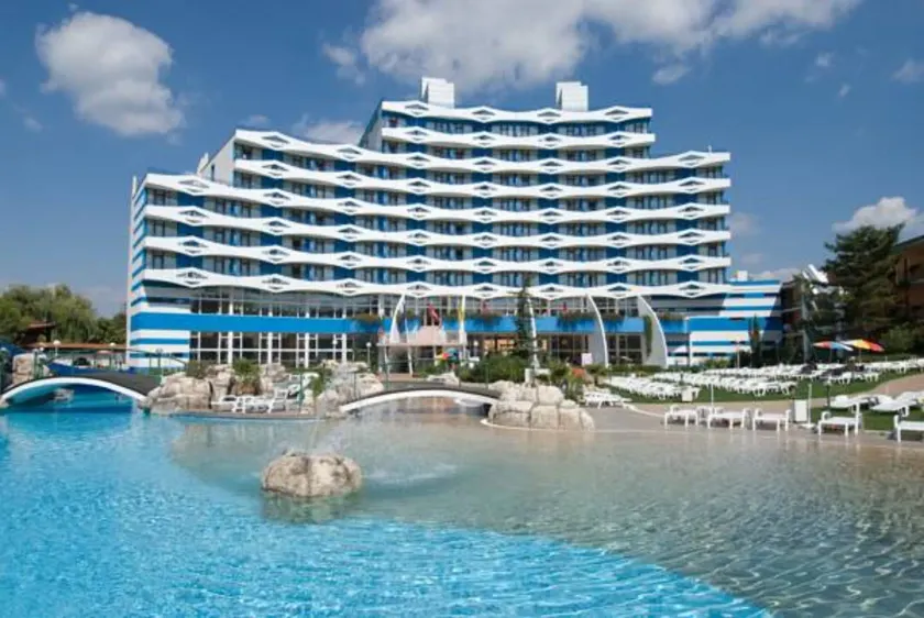 Trakia Plaza Hotel - Image 1