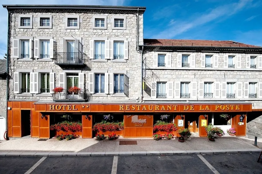 Logis SPA Hotel Restaurant De La Poste - Image 1