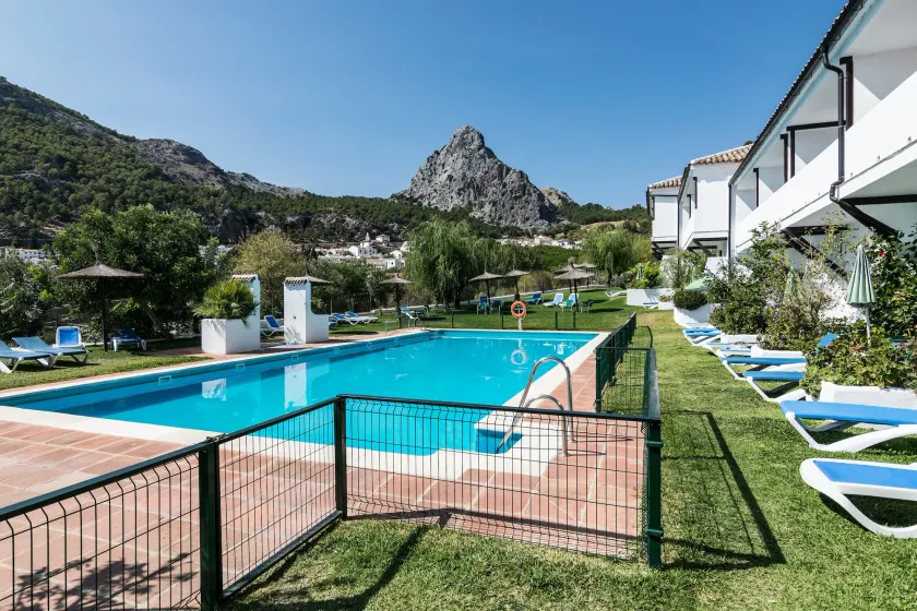 Villa Turística de Grazalema - Image 1