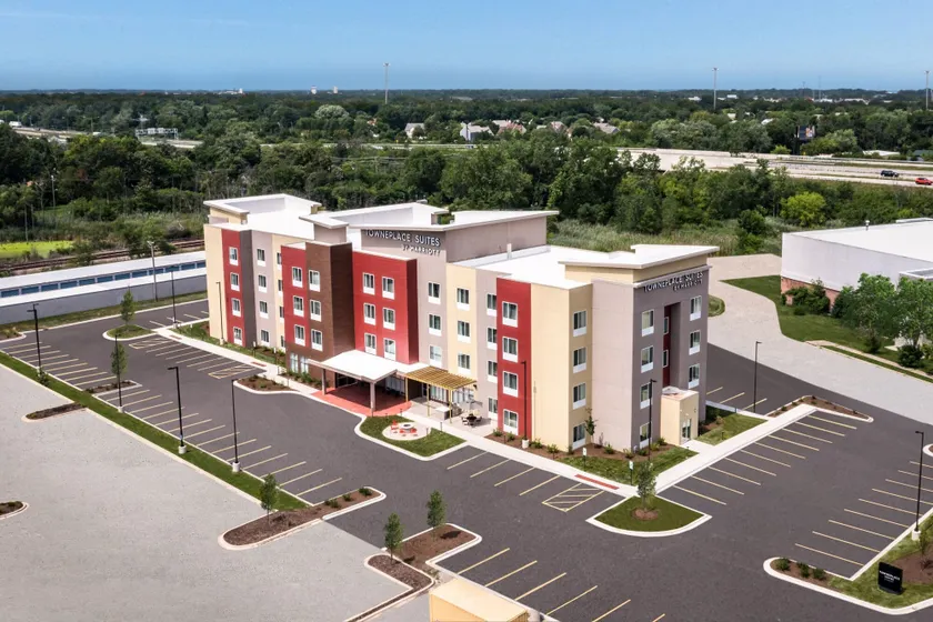 TownePlace Suites by Marriott Chicago Waukegan Gurnee - Image 1