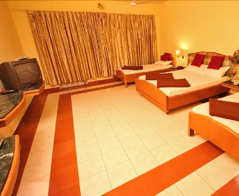 Regal hotel Matheran - Image 1