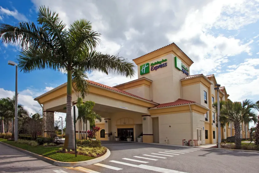 Holiday Inn Express Stuart by IHG - Image 1